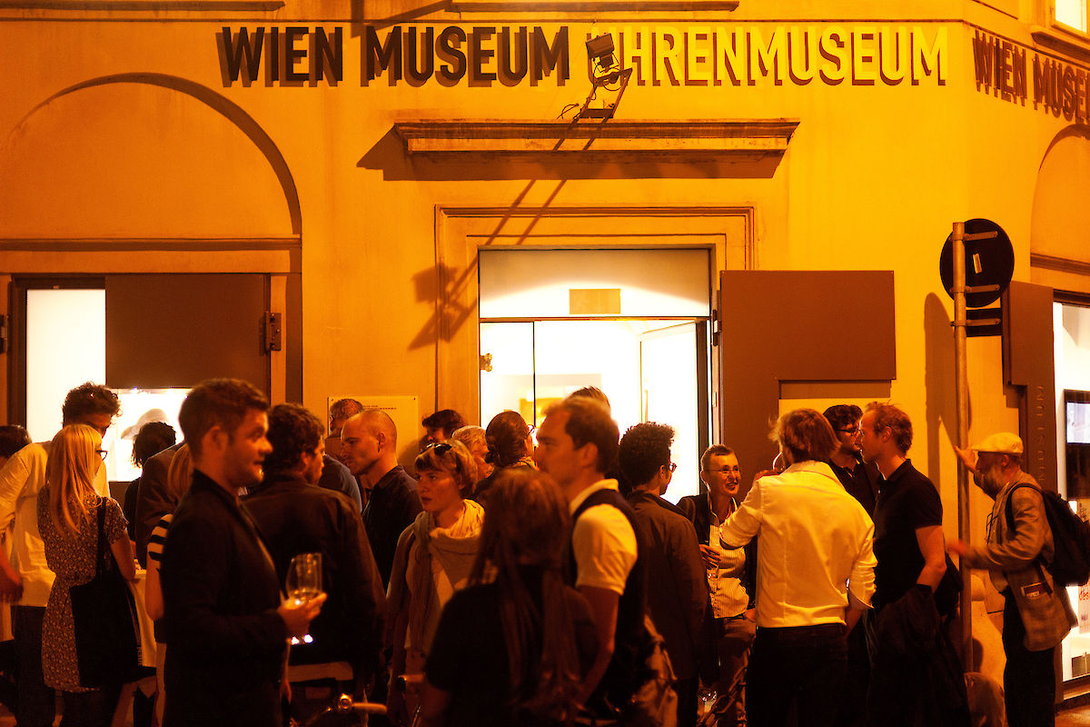 "Getstrickte Zeit" im Uhrenmuseum