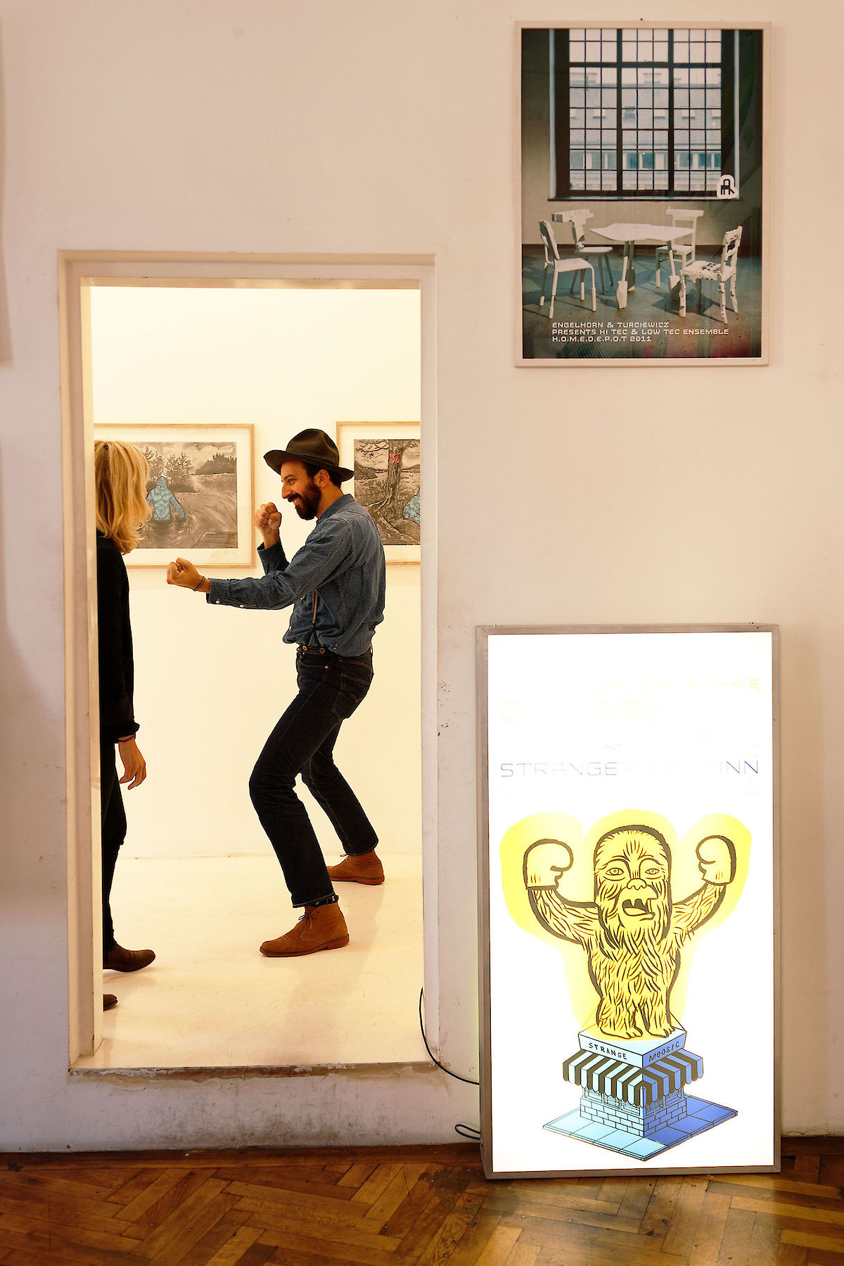 Walking-Chair Design Studio Strange Moosic Inn Wien