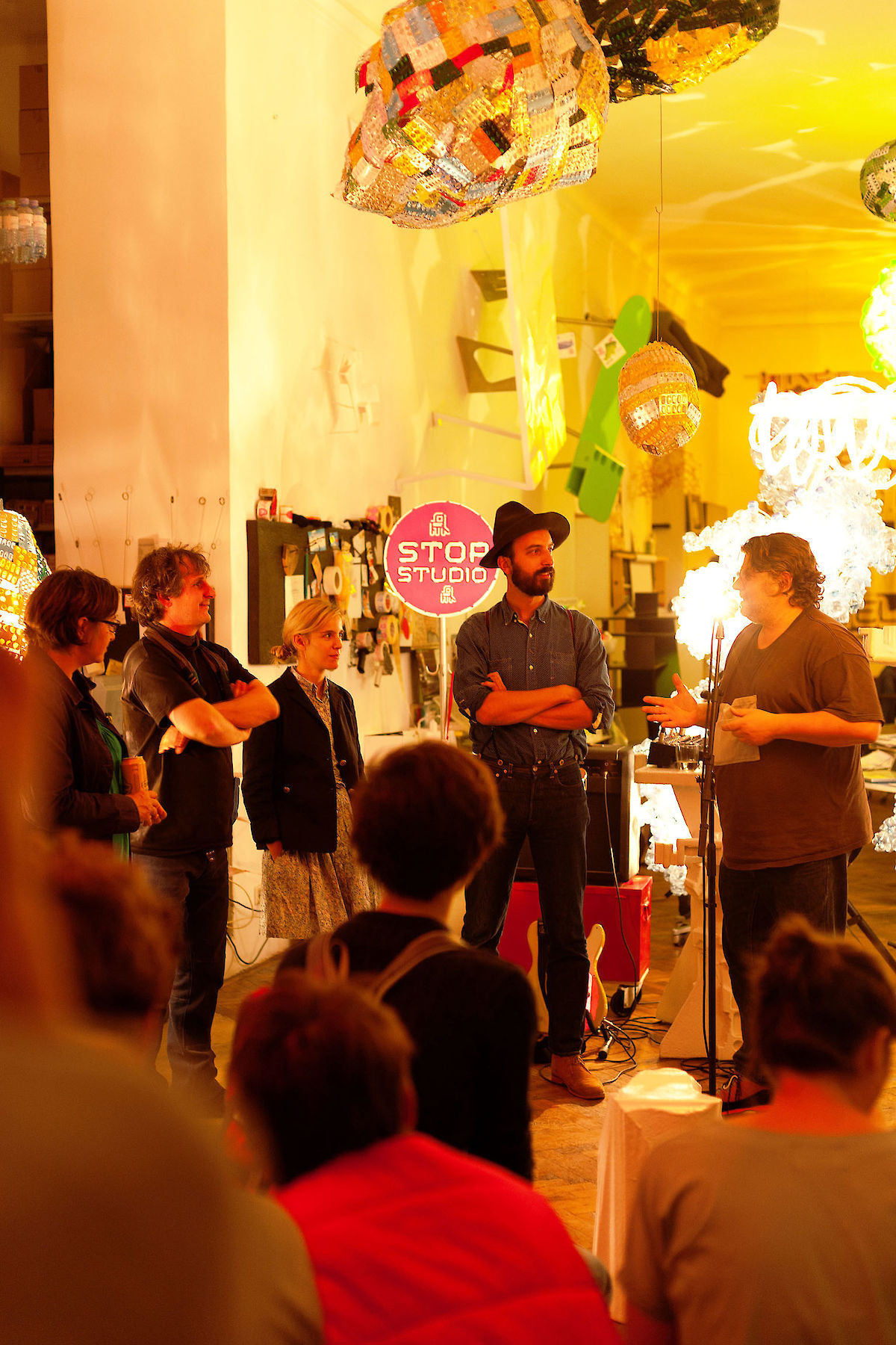 Walking-Chair Design Studio Strange Moosic Inn Wien