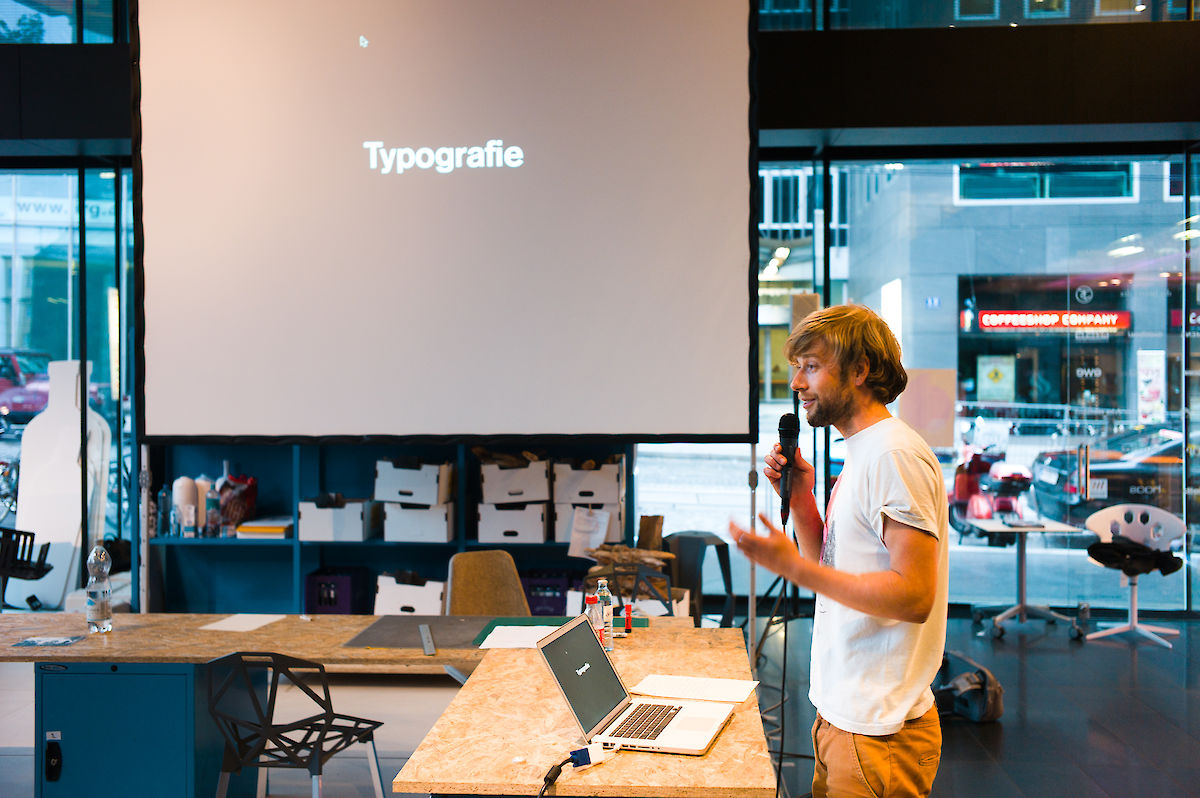 Laborgespräch - Tobias Röttger