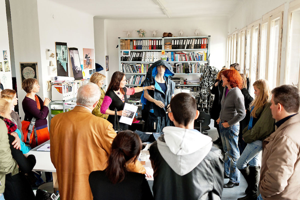 Az W sonntags 253/designsafari 7