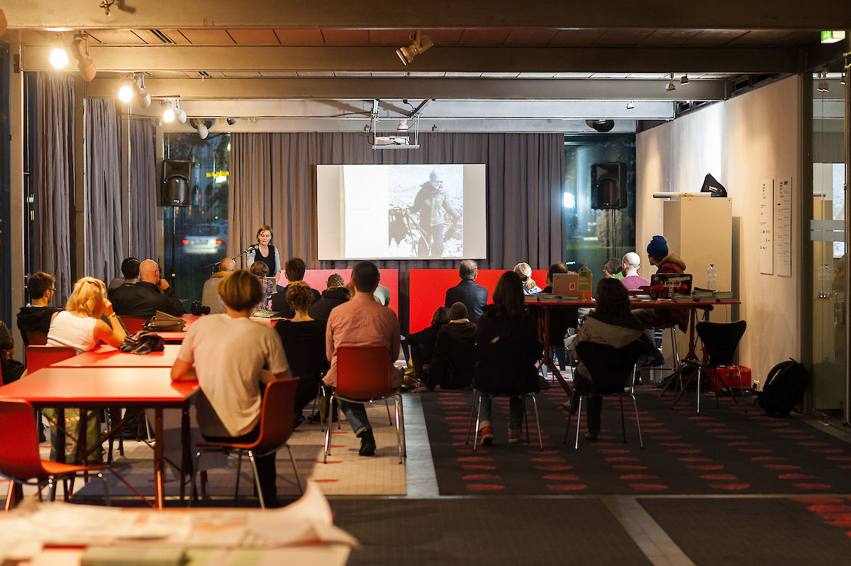 38356_120930_LabTalkJuliaLohmann_nim