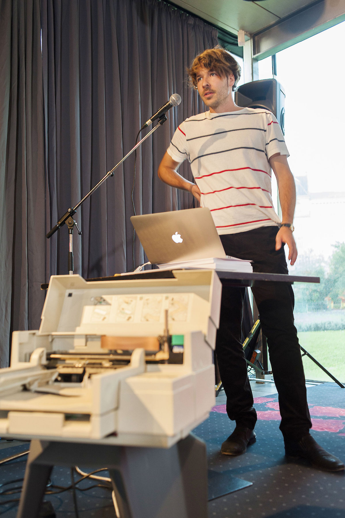 38379_121001_LabTalkJulianHagen_nim