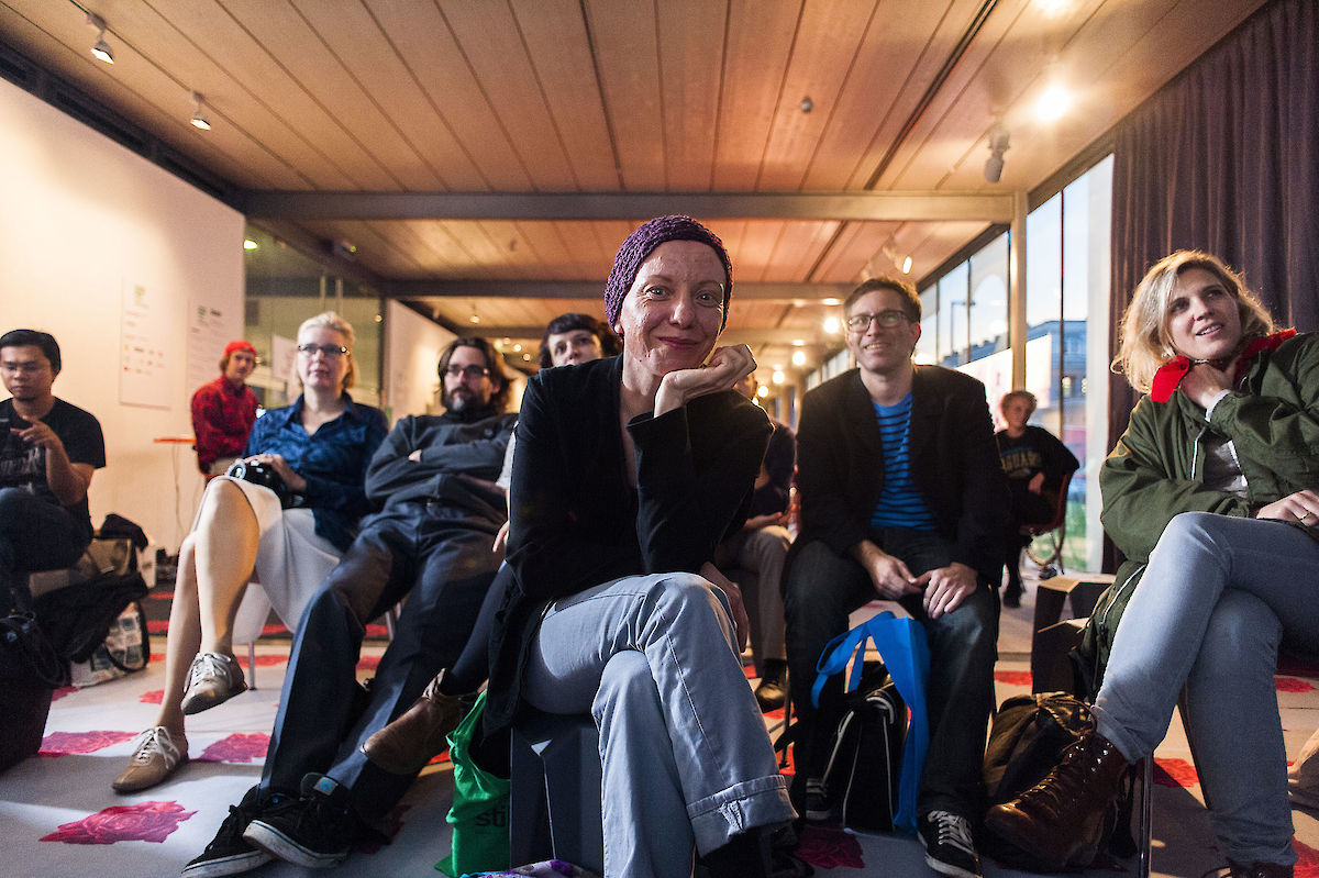 38590_121004_LabTalk_nim