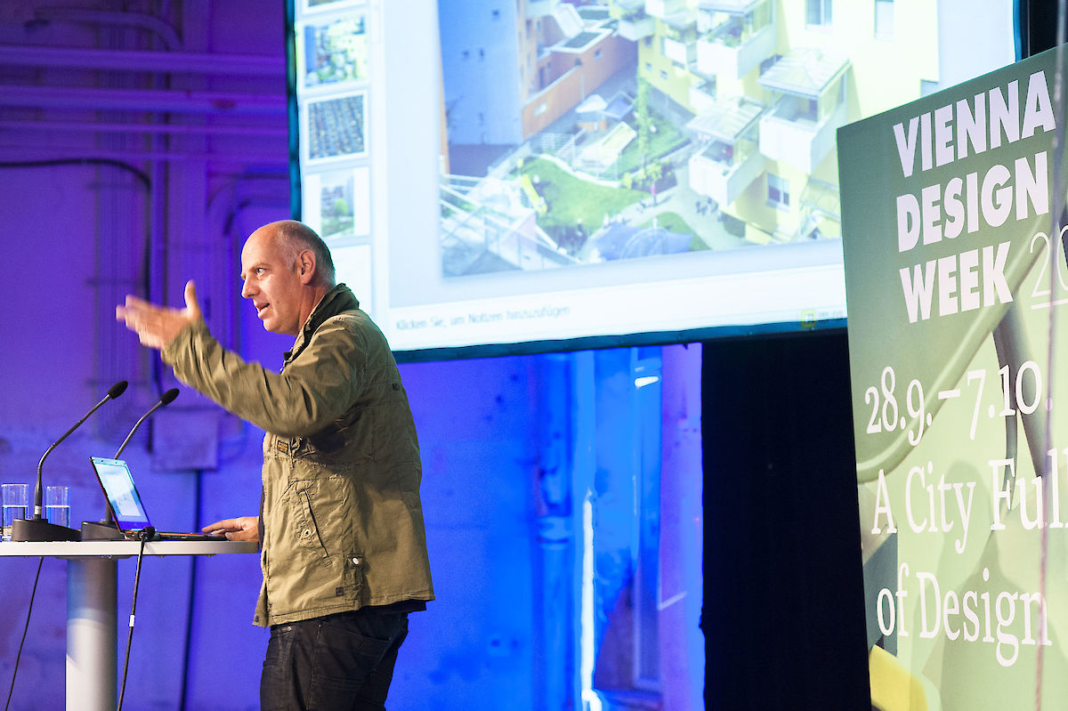 38736_121005_Siemens_nim