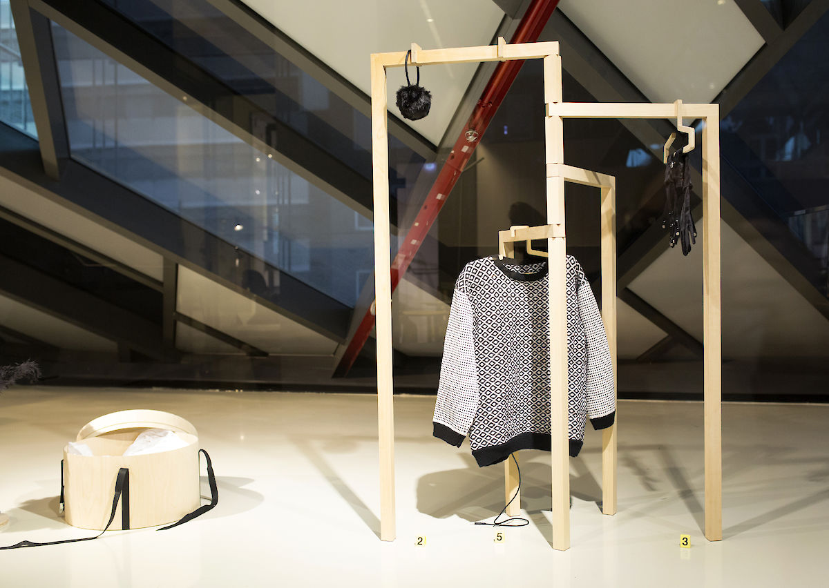 A WARDROBE FOR RESISTANCE BY EBRU KURBAK, Cocktail 3.10.15