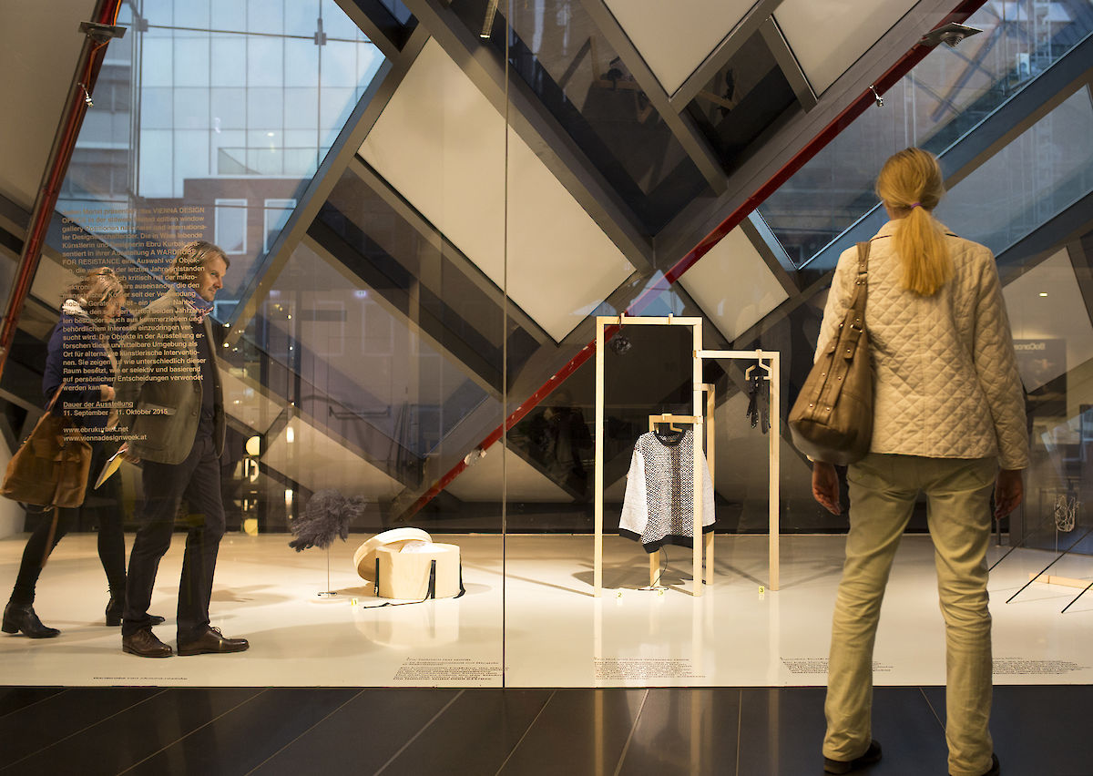 A WARDROBE FOR RESISTANCE BY EBRU KURBAK, Cocktail 3.10.15