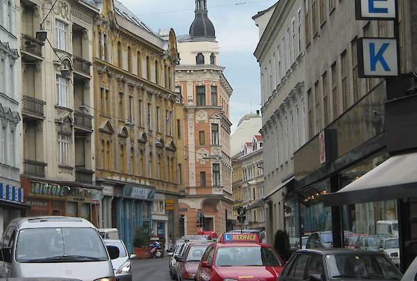 Innere Hernalser Hauptstraße